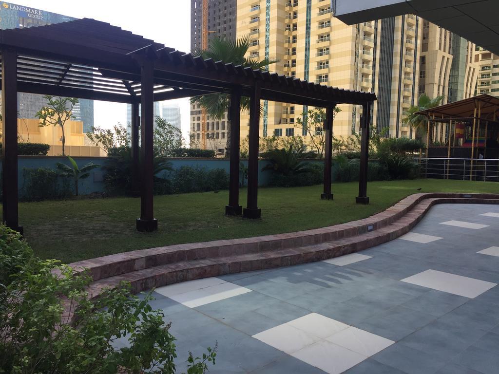Espace Holiday Homes - Ocean Heights 14 Dubai Luaran gambar